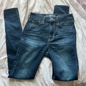 Hollister dark skinny jeans